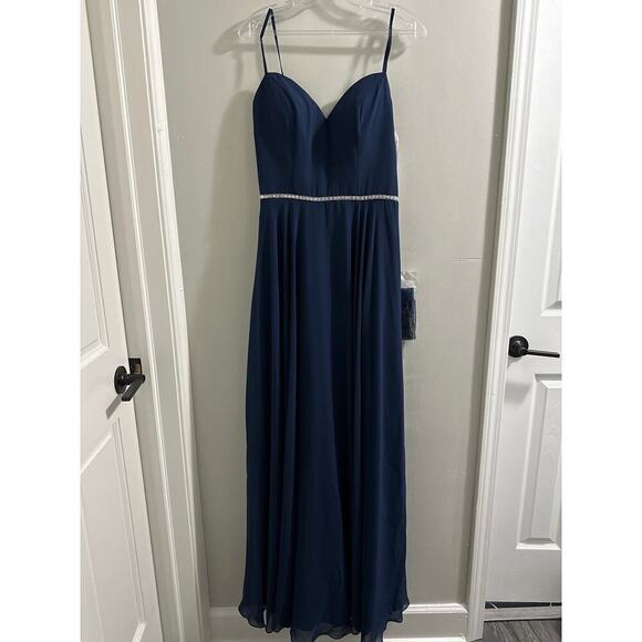 🔴Dancing Queen - 4030 Sweetheart Neck Lace-up‎ Back A-Line Prom Dress Navy Med - Picture 2 of 9